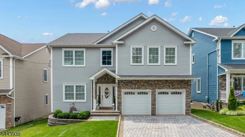 Unit for sale at 224 N 18Th St, Kenilworth Boro, NJ 07033-1233