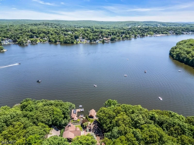 Unit for sale at 58 Mason St, Jefferson Twp., NJ 07849