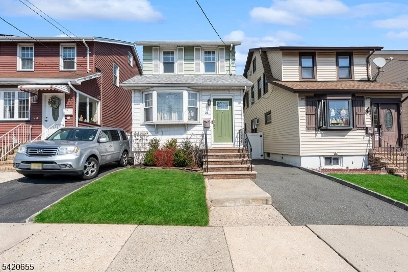 Unit for sale at 25 Shepherd Pl, Kearny Town, NJ 07032-3726