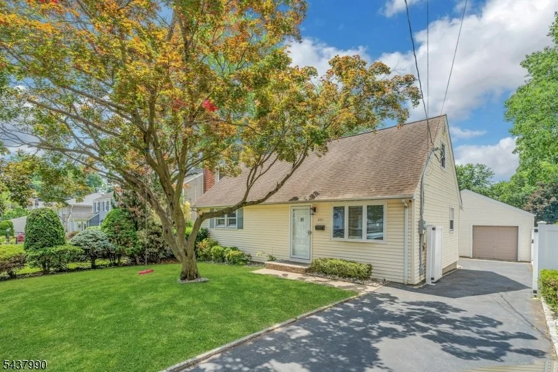 Unit for sale at 451 Chestnut St, Nutley Twp., NJ 07110-2109