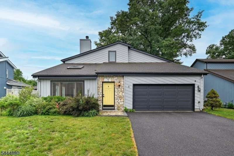 Unit for sale at 5 Stonebridge Ct, Denville Twp., NJ 07834-1626