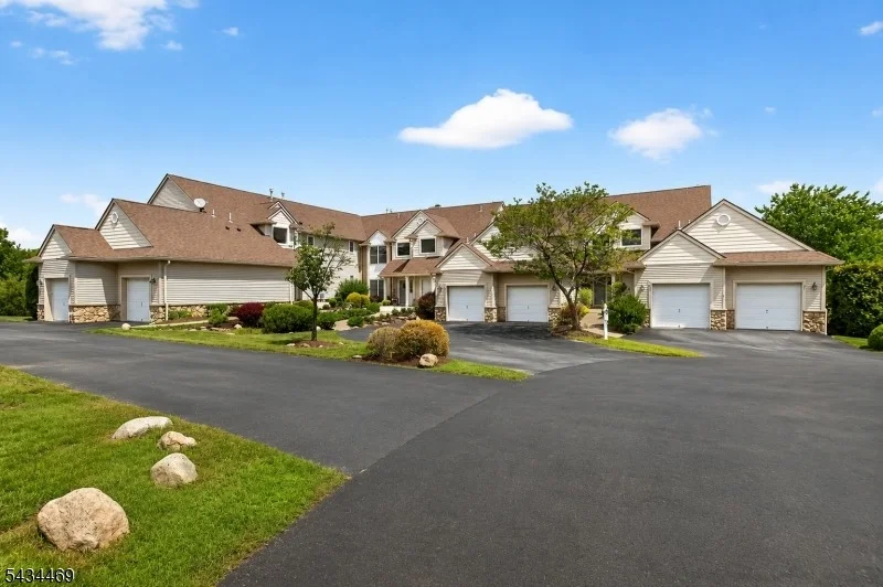 Unit for sale at 23 Caleb Ct, Hardyston Twp., NJ 07419-1253