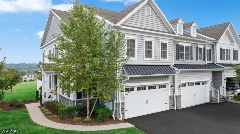 Unit for sale at 19 Aspen Dr, Cedar Grove Twp., NJ 07009