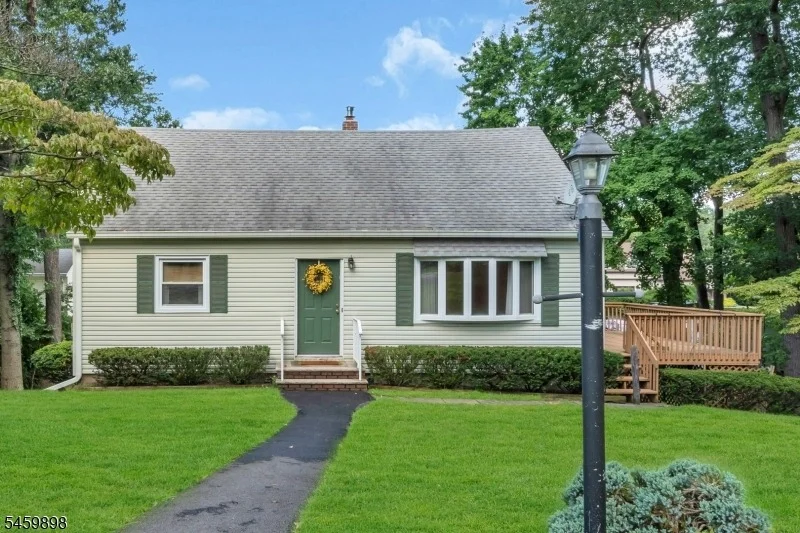 Unit for sale at 10 Park Ter, East Hanover Twp., NJ 07936-2922