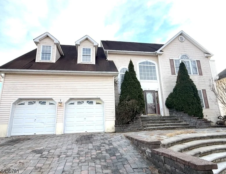 Unit for sale at 11 Decicco Dr, Raritan Boro, NJ 08869-1124
