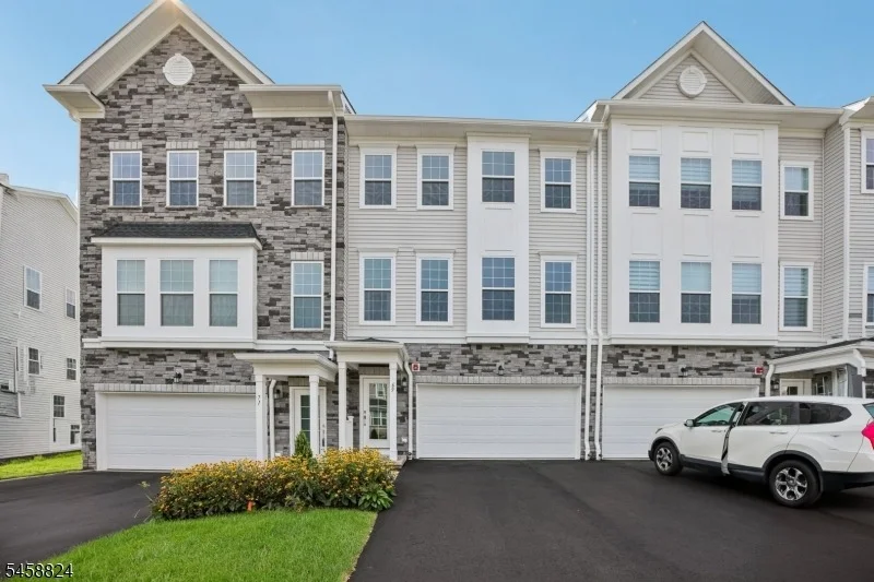Unit for sale at 69 Eastwood Ter, East Hanover Twp., NJ 07936