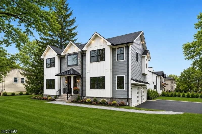 Unit for sale at 41 Orchard Rd, Florham Park Boro, NJ 07932-2542