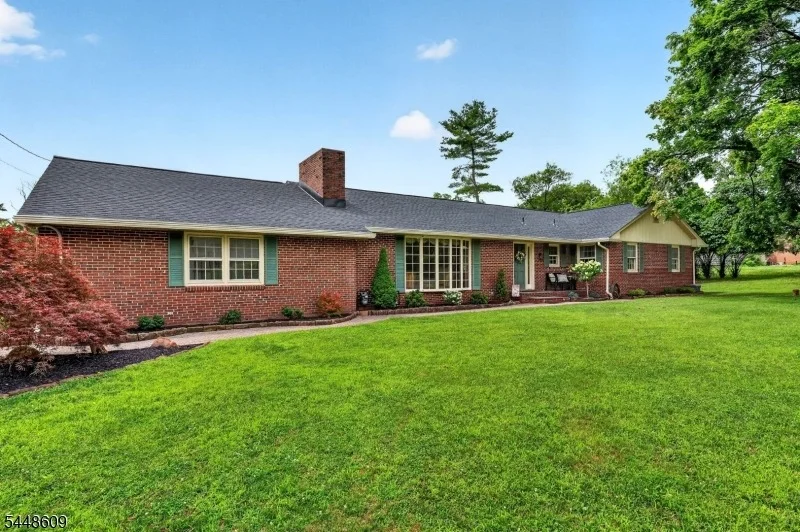 Unit for sale at 155 Orchard Rd, Montgomery Twp., NJ 08558-2501