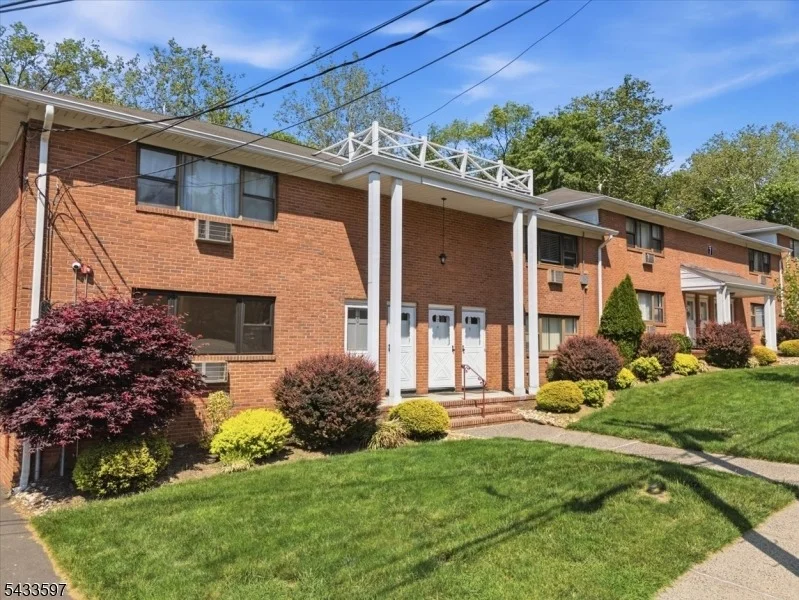 Unit for sale at 7 Colonial Drive, Little Falls Twp., NJ 07424-1816