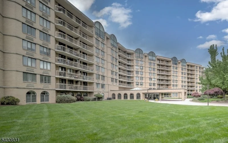 Unit for sale at 10 Smith Manor Blvd, West Orange Twp., NJ 07052-4223