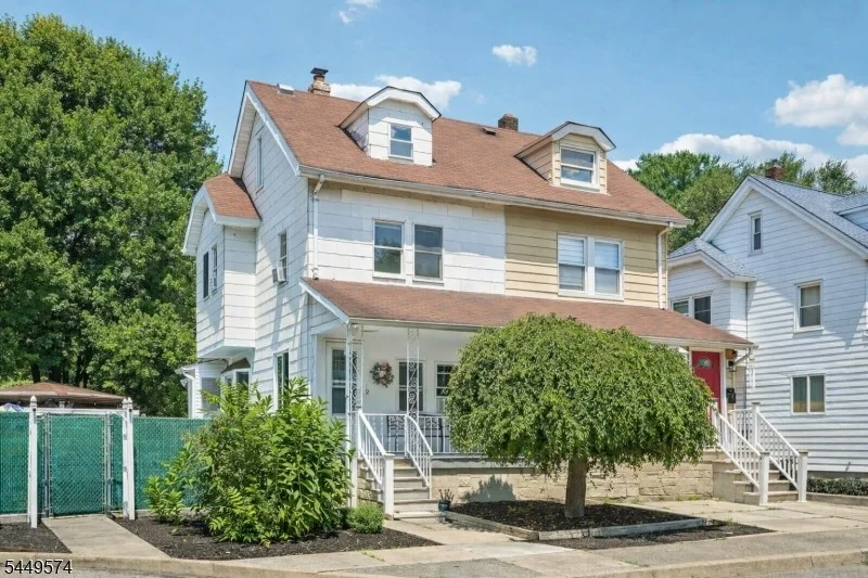 Unit for sale at 2 Howard St, Pompton Lakes Boro, NJ 07442-1102