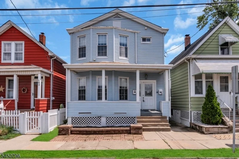 Unit for sale at 55 Maple Ave, Wallington Boro, NJ 07057-1026