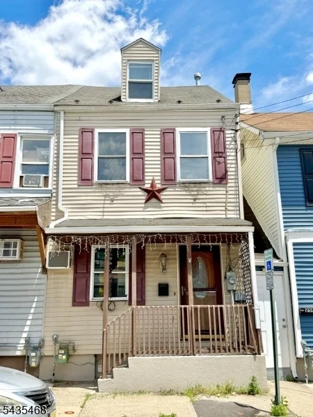 Unit for sale at 249 Mercer St, Phillipsburg Town, NJ 08865-3132
