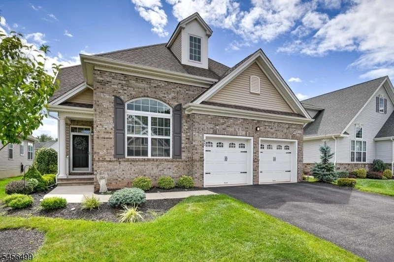 Unit for sale at 45 Bryant Ct, Franklin Twp., NJ 08873