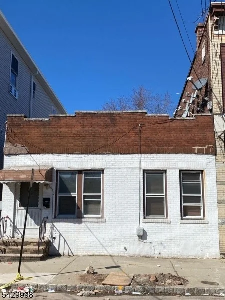 Unit for sale at 39 Heckel St, Belleville Twp., NJ 07109-1030