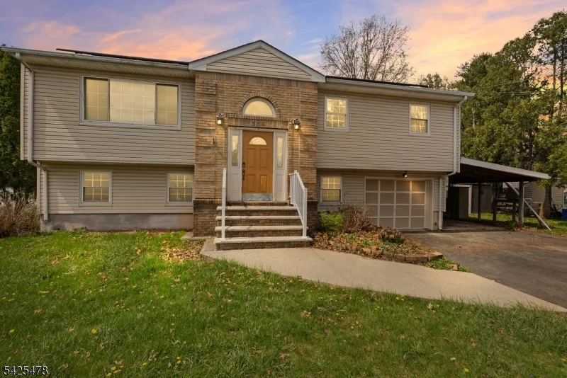 Unit for sale at 334 Pine St, Pompton Lakes Boro, NJ 07442-1639