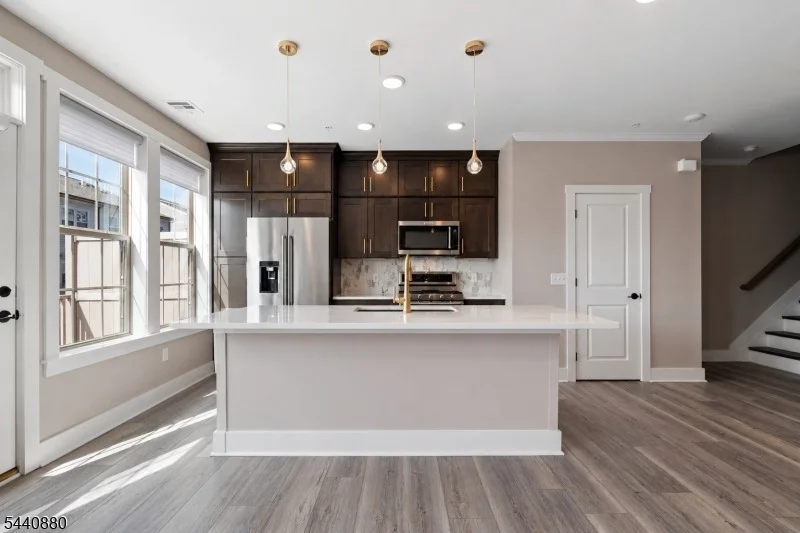 Unit for sale at 81 Arnold Dr, Wood-Ridge Boro, NJ 07075-2529