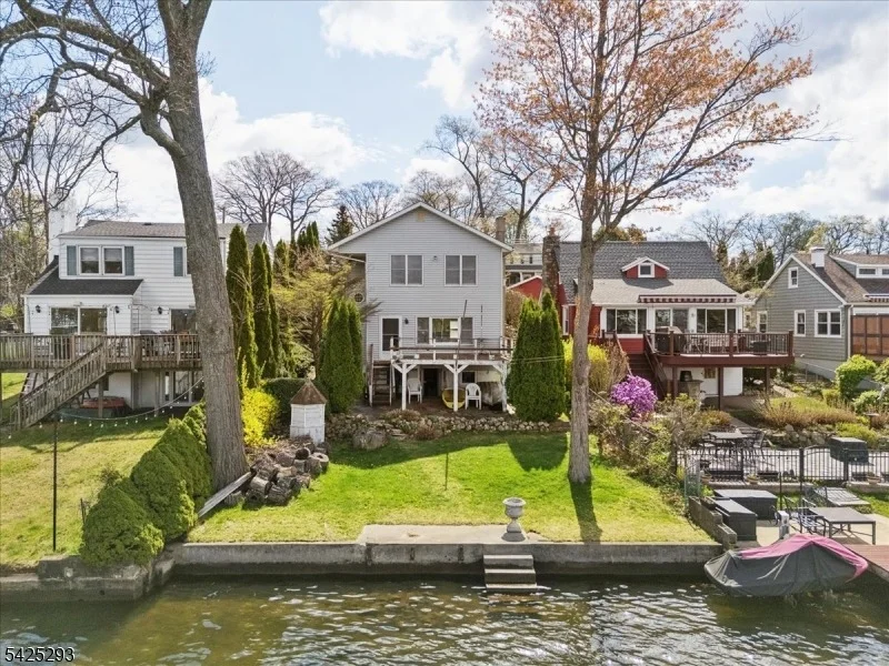 Unit for sale at 45 W Bertrand Rd, Mount Arlington Boro, NJ 07856-1408