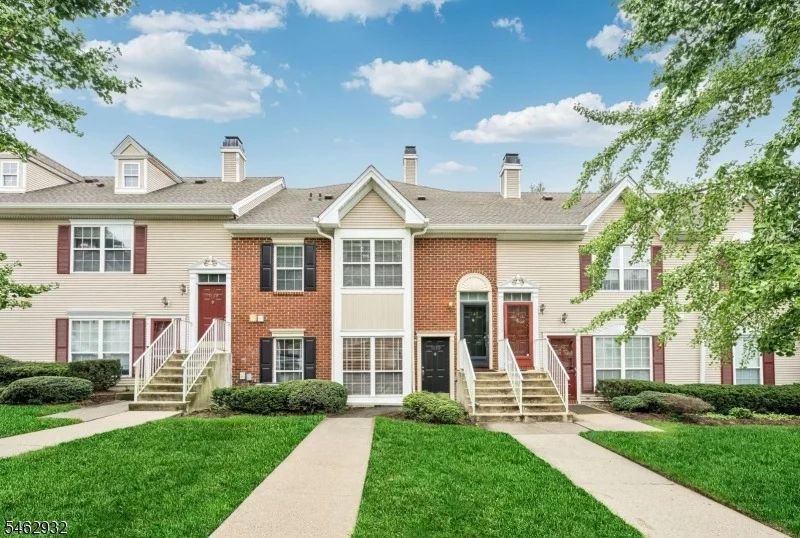 Unit for sale at 1140 Stafford St, Mahwah Twp., NJ 07430-1368