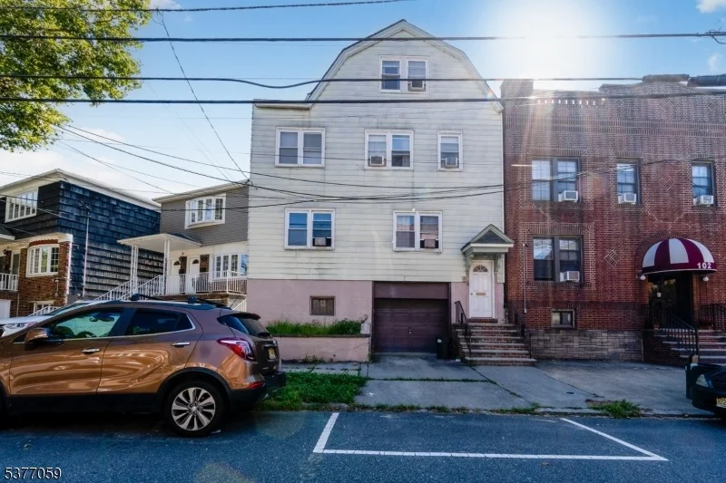 Unit for sale at 98 W 49Th St, Bayonne City, NJ 07002-3225