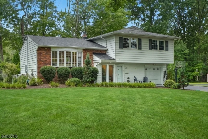 Unit for sale at 6 Gordon Pl, New Providence Boro, NJ 07974-1340