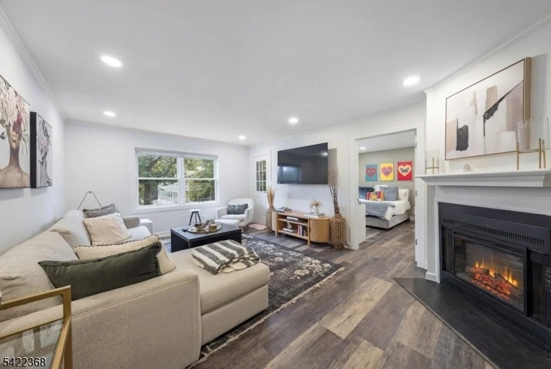 Unit for sale at 19 Heritage Dr, Chatham Twp., NJ 07928-2966