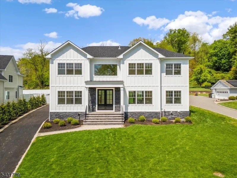 Unit for sale at 74 Hillside Ave, Livingston Twp., NJ 07039