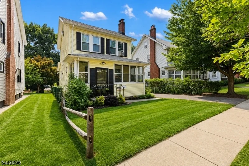 Unit for sale at 4 James Ct, West Orange Twp., NJ 07052-6201