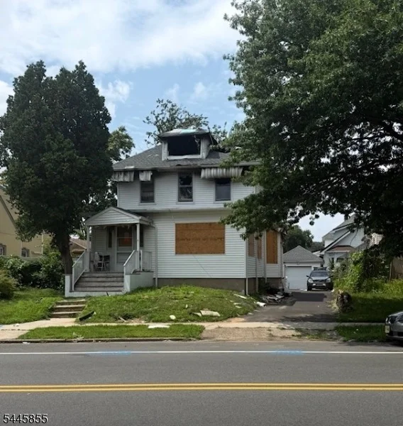 Unit for sale at 71 Totowa Ave, Paterson City, NJ 07502-2045