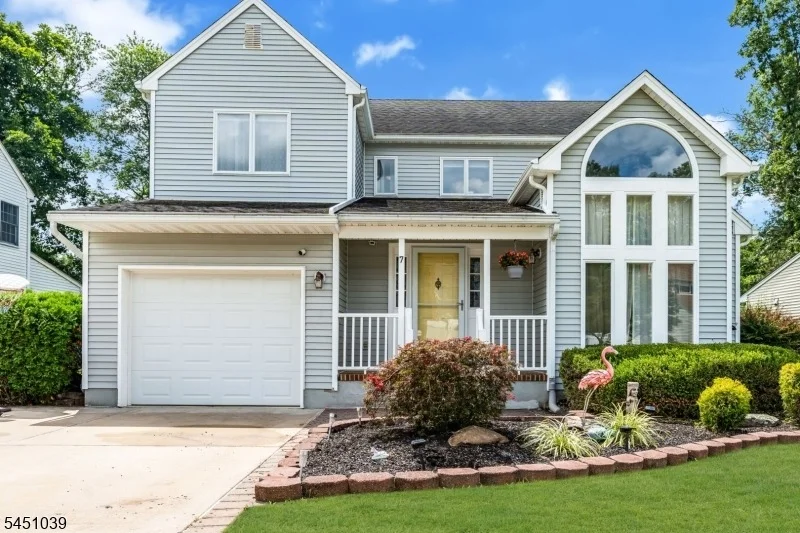 Unit for sale at 7 Hoagland Ct, Bridgewater Twp., NJ 08807-2096
