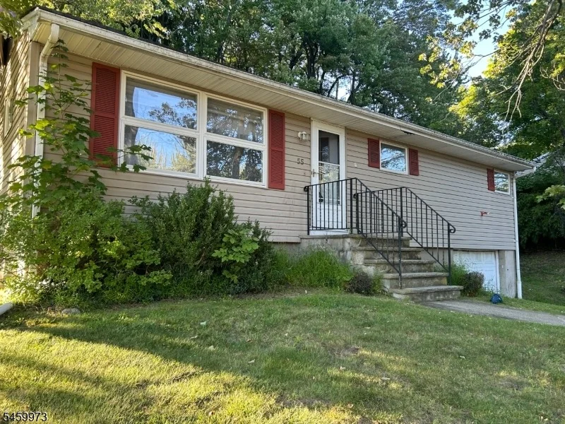 Unit for sale at 55 Hillside Dr, Hamburg Boro, NJ 07419-1305