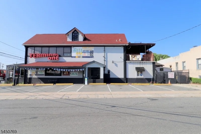 Unit for sale at 566 Spring St, Elizabeth City, NJ 07201-2063
