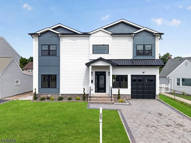 Unit for sale at 229 East Ln, Clark Twp., NJ 07066-1642