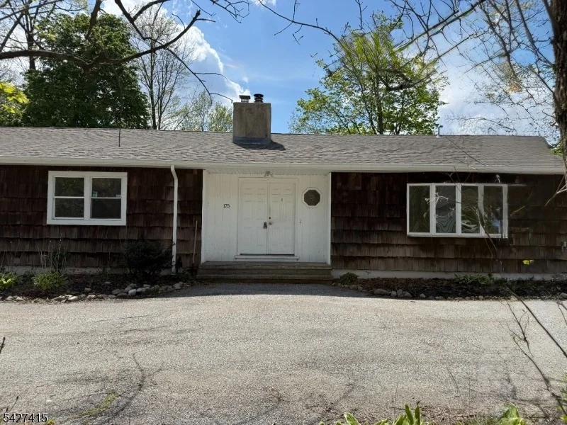 Unit for sale at 175 Highland Lakes Rd, Vernon Twp., NJ 07422-1865