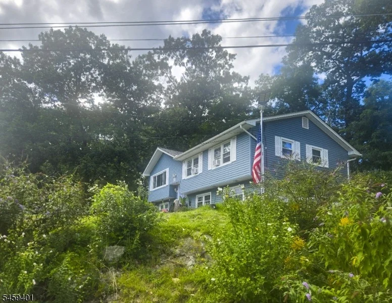 Unit for sale at 15 Conklin Ave, Hopatcong Boro, NJ 07874