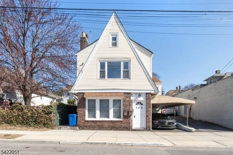 Unit for sale at 289 Leonia Ave, Bogota Boro, NJ 07603-1331