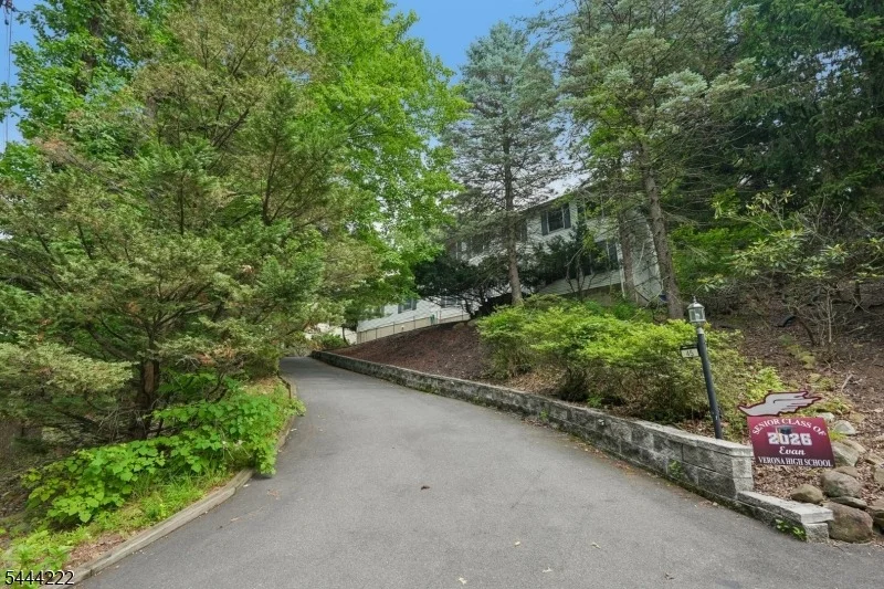 Unit for sale at 45 Fells Rd, Verona Twp., NJ 07044-1108