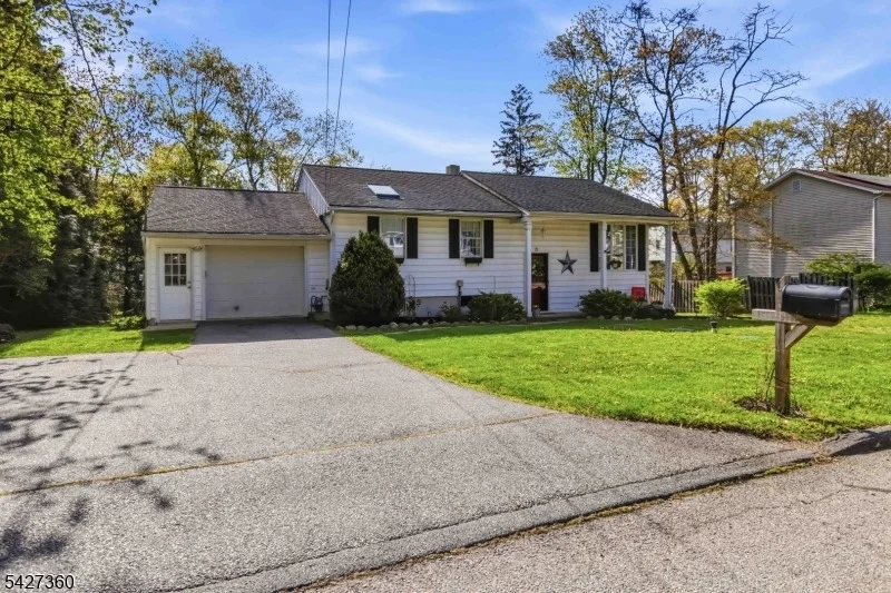 Unit for sale at 23 Hancock Dr, West Milford Twp., NJ 07480-4506