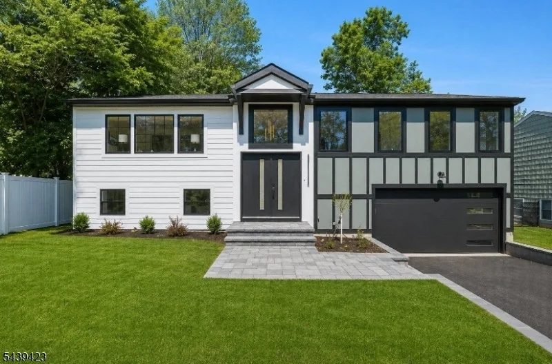 Unit for sale at 3 Marlo Rd, Livingston Twp., NJ 07039-1312