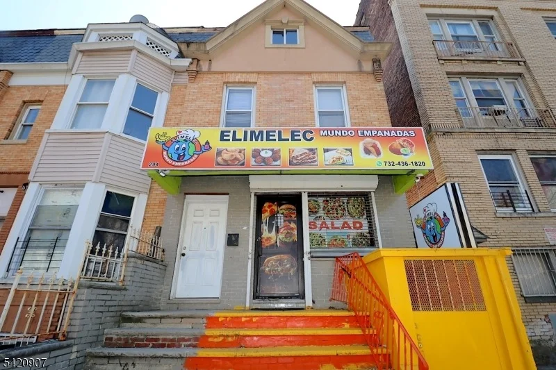 Unit for sale at 294 Park Ave, Newark City, NJ 07107-1635