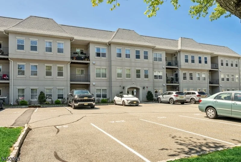 Unit for sale at 602 Brittany Dr, Wayne Twp., NJ 07470-3256
