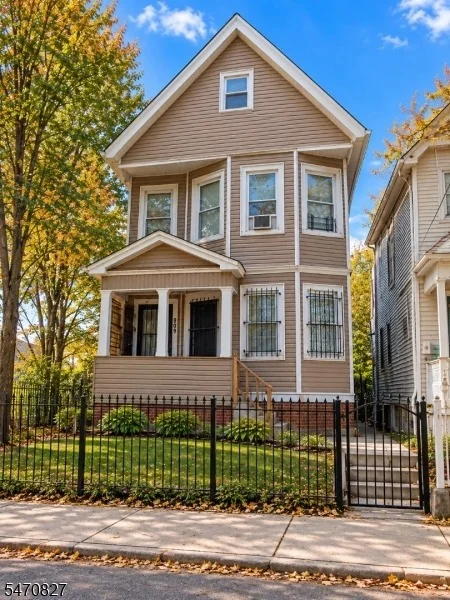 Unit for sale at 369 14Th Ave, Newark City, NJ 07103-1217