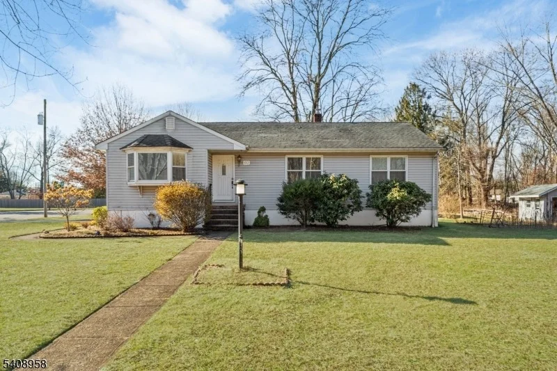 Unit for sale at 60 White Oak Rd, Parsippany-Troy Hills Twp., NJ 07054-2326