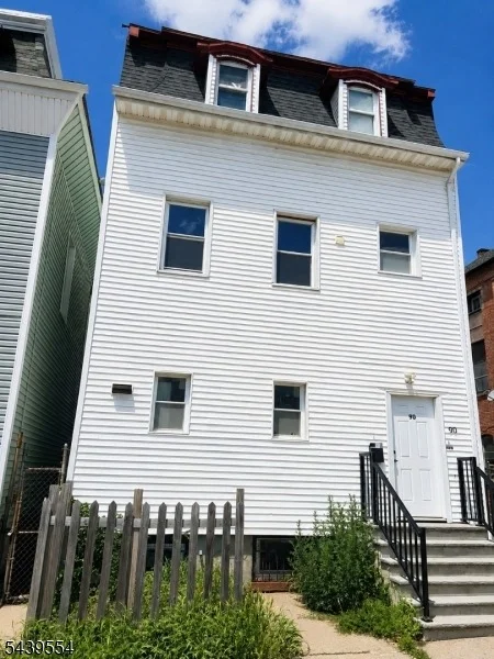 Unit for sale at 90 Pennsylvania Ave, Newark City, NJ 07114-2022