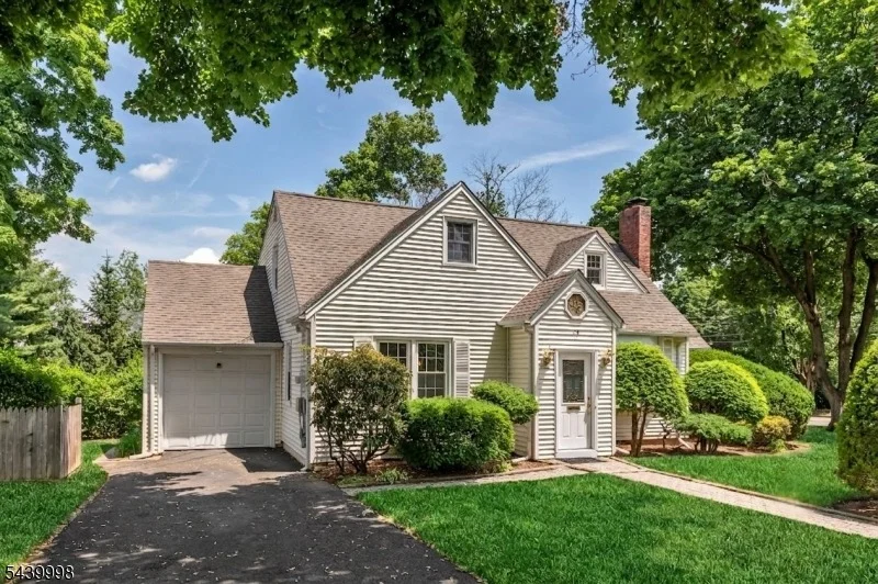 Unit for sale at 79 Highland Rd, Glen Rock Boro, NJ 07452-2319
