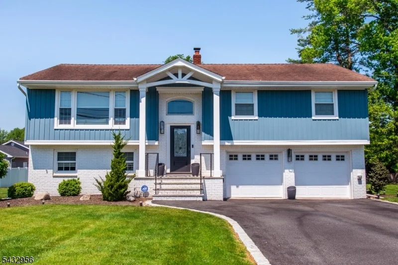 Unit for sale at 3 Knoll Rd, Fairfield Twp., NJ 07004-1211