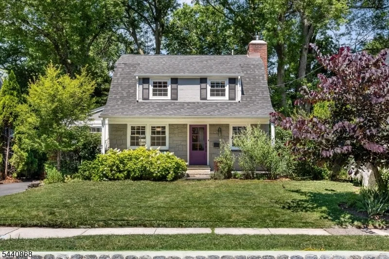 Unit for sale at 20 College Ave, Montclair Twp., NJ 07043-1604
