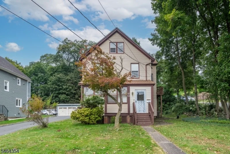 Unit for sale at 60 Martin Rd, Verona Twp., NJ 07044-2825