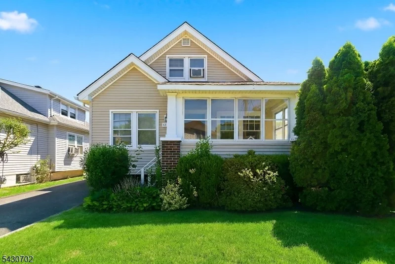 Unit for sale at 12 Rosewood St, Fair Lawn Boro, NJ 07410-1810