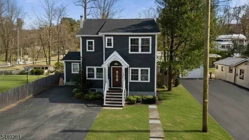 Unit for sale at 17 Birchwood Pass, West Milford Twp., NJ 07480-3344